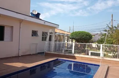 Casa para Venda em Votorantim, Centro, 5 dormitórios, 4 suítes, 5 banheiros, 2 vagas