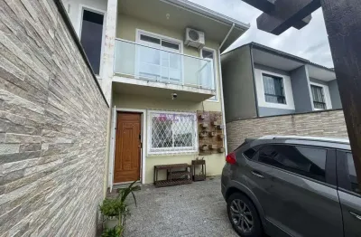 Casa com 2 quartos à venda no Potecas, São José 