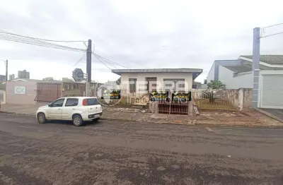 Casa com ótima metragem no bairro trianon, guarapuava - pr