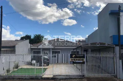 Ótima  oportunidade de casa na santa cruz - proxima a mercado e centro