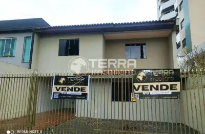 Casa à venda na Rua Benjamim Constat, Centro, Guarapuava