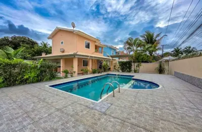 Casa com 4 quartos para alugar na Avenida Village, 1, Praia De Taperapuan, Porto Seguro