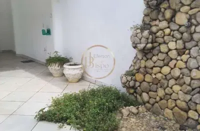 Casa com 4 quartos para alugar na Avenida Village, Village I, Porto Seguro