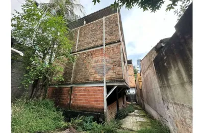Prédio à venda na Vila Bocaina, Mauá 