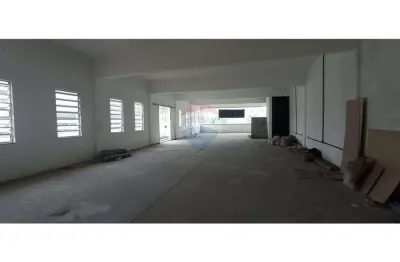 Sala comercial para alugar no Jardim São Jorge do Guapituba, Mauá 