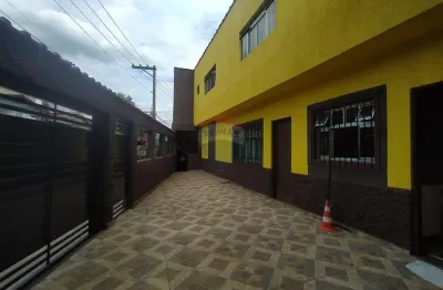 Excelente sobrado para venda com duas casas no quintal/parque das américas.