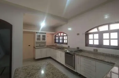 Casa com 3 quartos para alugar no Jardim Pilar, Mauá 