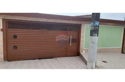Casa com 2 quartos à venda no Jardim São Jorge do Guapituba, Mauá 