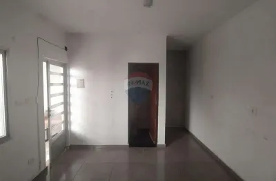 Excelente sala comercial com dois ambientes para locação na av. portugal/mauá