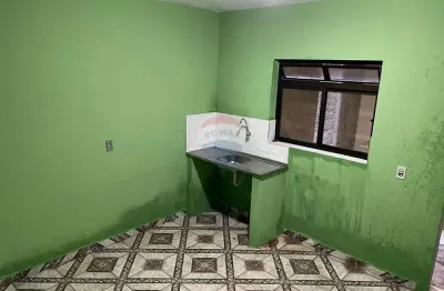 Casa com 1 quarto para alugar no Jardim Hélida, Mauá 