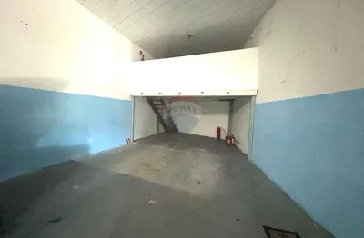 Sala comercial para alugar no Jardim Ipê, Mauá 
