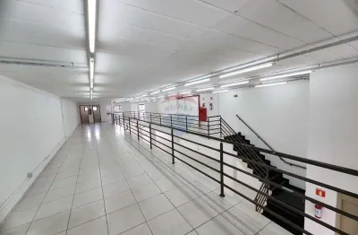 Prédio para alugar no Jardim Quarto Centenário, Mauá 