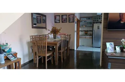 Casa com 3 quartos à venda na Rua Otávio Polidoro, 17, Vila Assis Brasil, Mauá