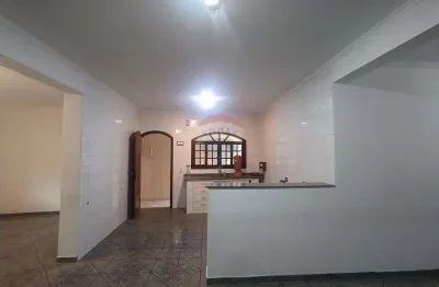 Casa com 3 quartos para alugar no Parque São Vicente, Mauá 