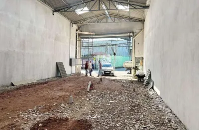 Galpão novo com mezanino e estacionamento – vila assis brasil, mauá