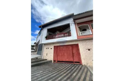 Casa com 2 quartos à venda na Rua Genoveva Boscariol dos Santos Pinto, 77, Vila Falchi, Mauá