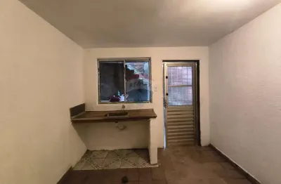 Casa com 1 quarto para alugar no Parque das Américas, Mauá 