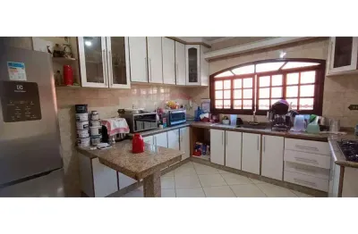 Casa com 2 quartos à venda na Rua Zinias, 214, Jardim Primavera, Mauá