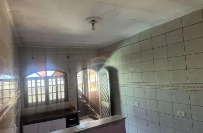 Casa com 2 quartos para alugar no Jardim Cerqueira Leite, Mauá 
