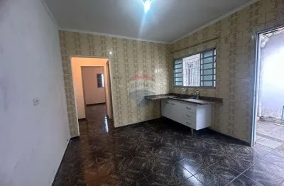 Excelente casa compartilhada para locação na região do vila assis/mauá