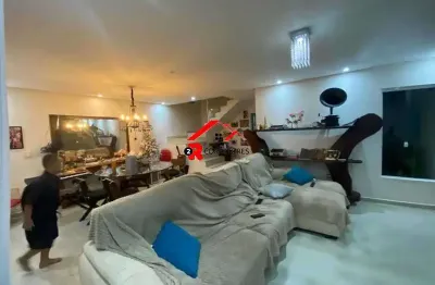 Casa em condomínio fechado à venda na estrada do mendanha, campo grande, rio de janeiro, 360 m2 por r$ 1.290.000