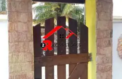 Casa em condomínio fechado com 4 quartos à venda na rodovia amaral peixoto, ponte dos leites, araruama, 320 m2 por r$ 360.000