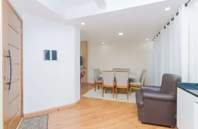 Casa em condomínio fechado com 4 quartos à venda na rua gonçalves dias, 2248, jardim são vicente, campo largo, 90 m2 por r$ 650.000