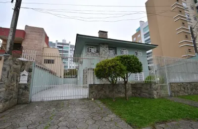 Casa com 4 quartos à venda na rua carlos de campos, 904, boa vista, curitiba, 321 m2 por r$ 2.500.000