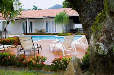 Casa com 6 dormitórios à venda, 379 m² por R$ 4.900.000,00 - Pontal da Cruz - São Sebastião/SP