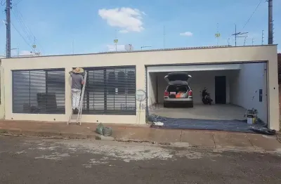 Apartamento com 3 quartos à venda no Jardim Graziela, Londrina 