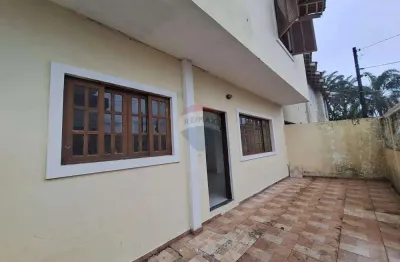 Casa com 2 quartos para alugar na Rua Padre João Batista de Carvalho, 119, Centro, Bertioga