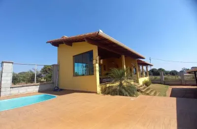 Casa com 4 quartos à venda na rodovia mg 050, 705, jardim das mangabeiras, mateus leme por r$ 750.000