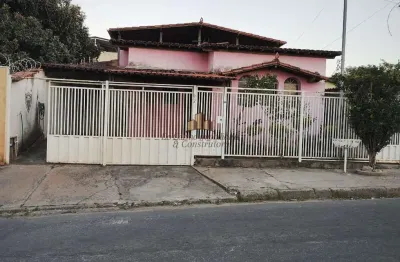 Casa com 3 quartos à venda na das laranjeiras, 357, santa cruz industrial, contagem por r$ 699.999