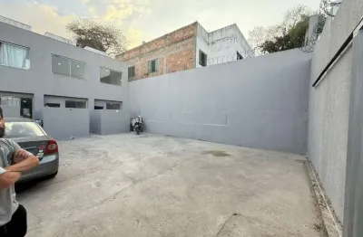 Casa em condomínio fechado com 2 quartos à venda na rua das quaresmeiras, 123, vila verde, betim por r$ 245.000