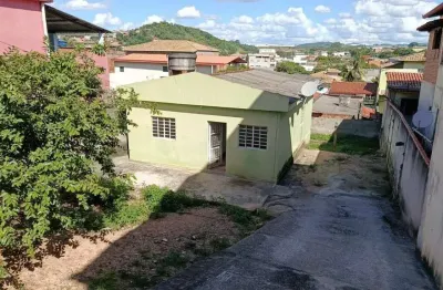 Casa com 2 quartos à venda na Rua Camélia, 555, Jardim das Alterosas - 2ª Seção, Betim por R$ 429.999