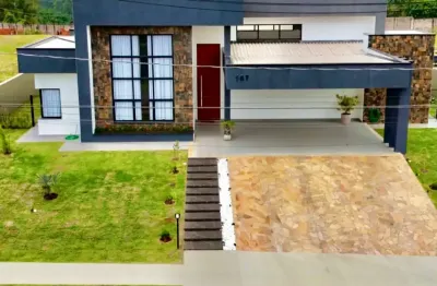 Maravilhosa casa térrea de alto padrão no condomínio terras caxambu com 340m²