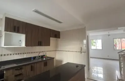 Excelente sobrado no condomínio giono di sole 2 com 4 dormitórios sendo 1 suíte