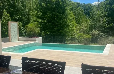 Linda casa alto padrão no condomínio terras caxambu com 4 suítes