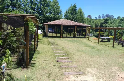 Belíssimo terreno com 5.000m² e uma edícula  no condomínio manacás