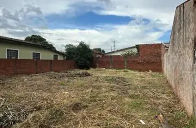 Terreno à venda no Jardim Canadá, Paiçandu 