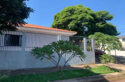 Casa à venda na Rua Pioneiro Cezare Mochi, 479, Jardim Paraíso, Maringá