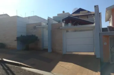 Lindo sobrado para venda no morro amarelo - mogi guaçu/sp