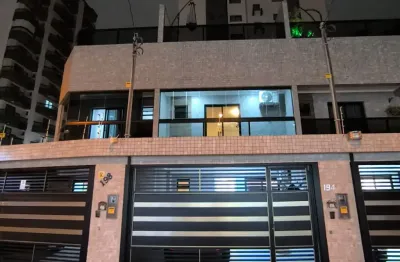 Lindo sobrado triplex  alto padrão com 184m2 localizado na guilhermina