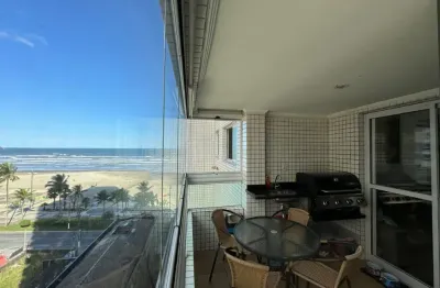 Lindo apartamento com 2 dormitórios localizado  na aviação 20 metros da praia.