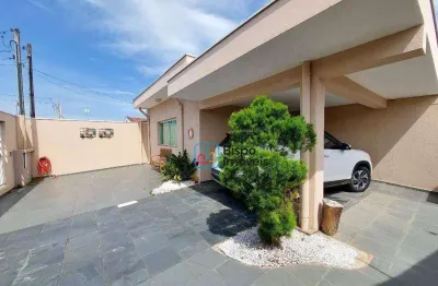 Casa Residencial com 3 dormitórios para alugar, 197 m² - Vila Santa Maria - Americana/SP