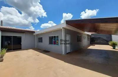 Casa Residencial com 3 dormitórios à venda, 205 m² por R$ 900.000 - São Luiz - Americana/SP