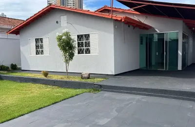 Oportunidade! linda casa no jd atlantico, sozinha no lote ao lado do pq. cascavel, 3 quartos, 420 m²