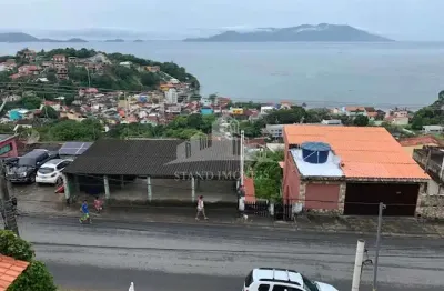 Casa com 5 quartos à venda na rua nilo peçanha, centro, mangaratiba, 360 m2 por r$ 850.000
