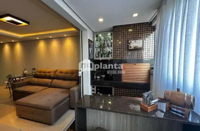 Apartamento à venda no Bairro Campinas em São José-SC, com 2 quartos, 1 suíte, 1 vaga