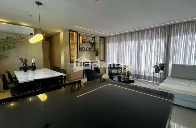 Apartamento à venda no Bairro Centro em Florianópolis-SC, com 3 quartos, 3 suítes, 2 vagas